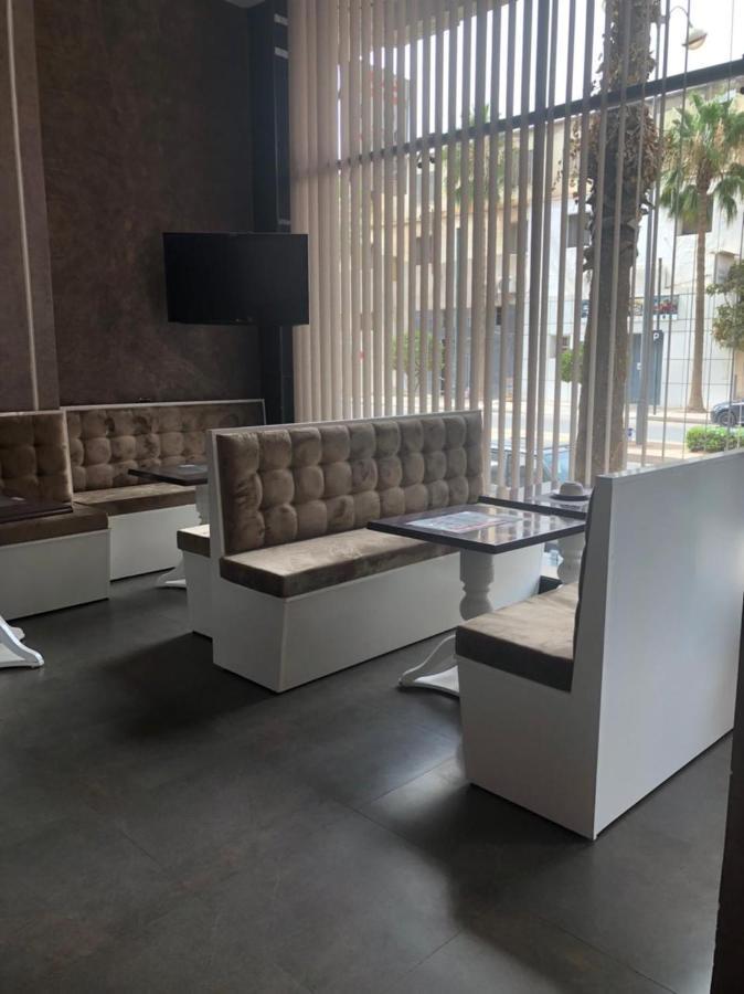 Hotel Aswan Уджда Экстерьер фото